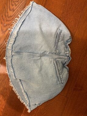 PILCRO Light Wash Denim Mini Skirt with Frayed Hem size M from Nuuly